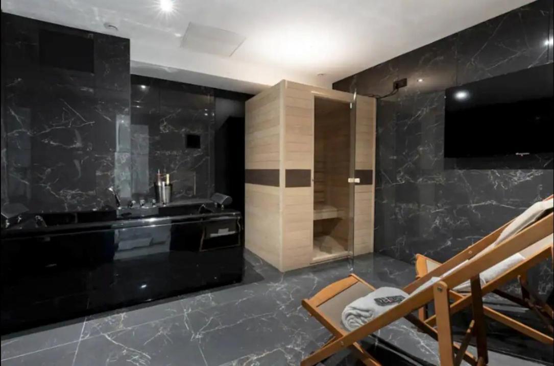 Magnifique Avec Sauna Et Jacuzzi Apartment Paris