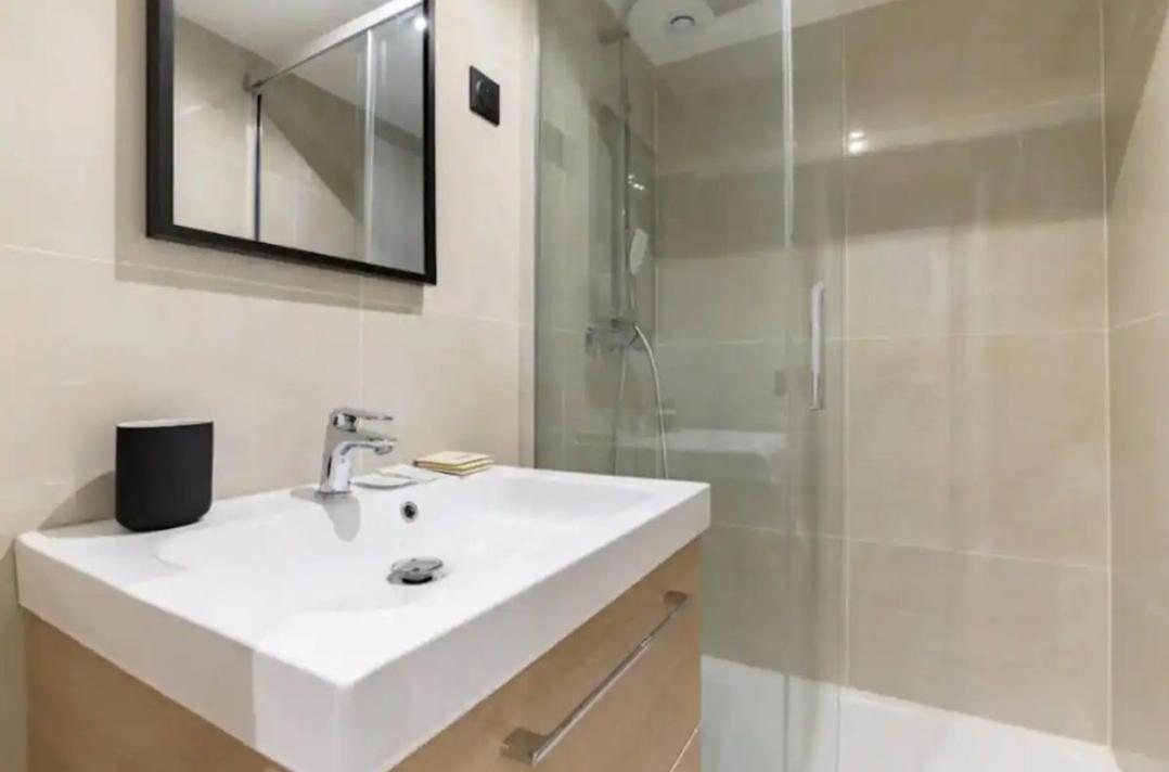 Magnifique Avec Sauna Et Jacuzzi Paris