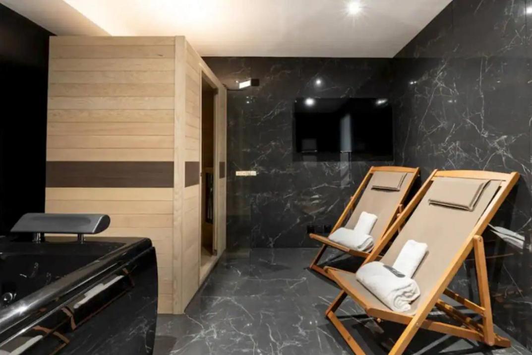 Magnifique Avec Sauna Et Jacuzzi Appartement Parijs
